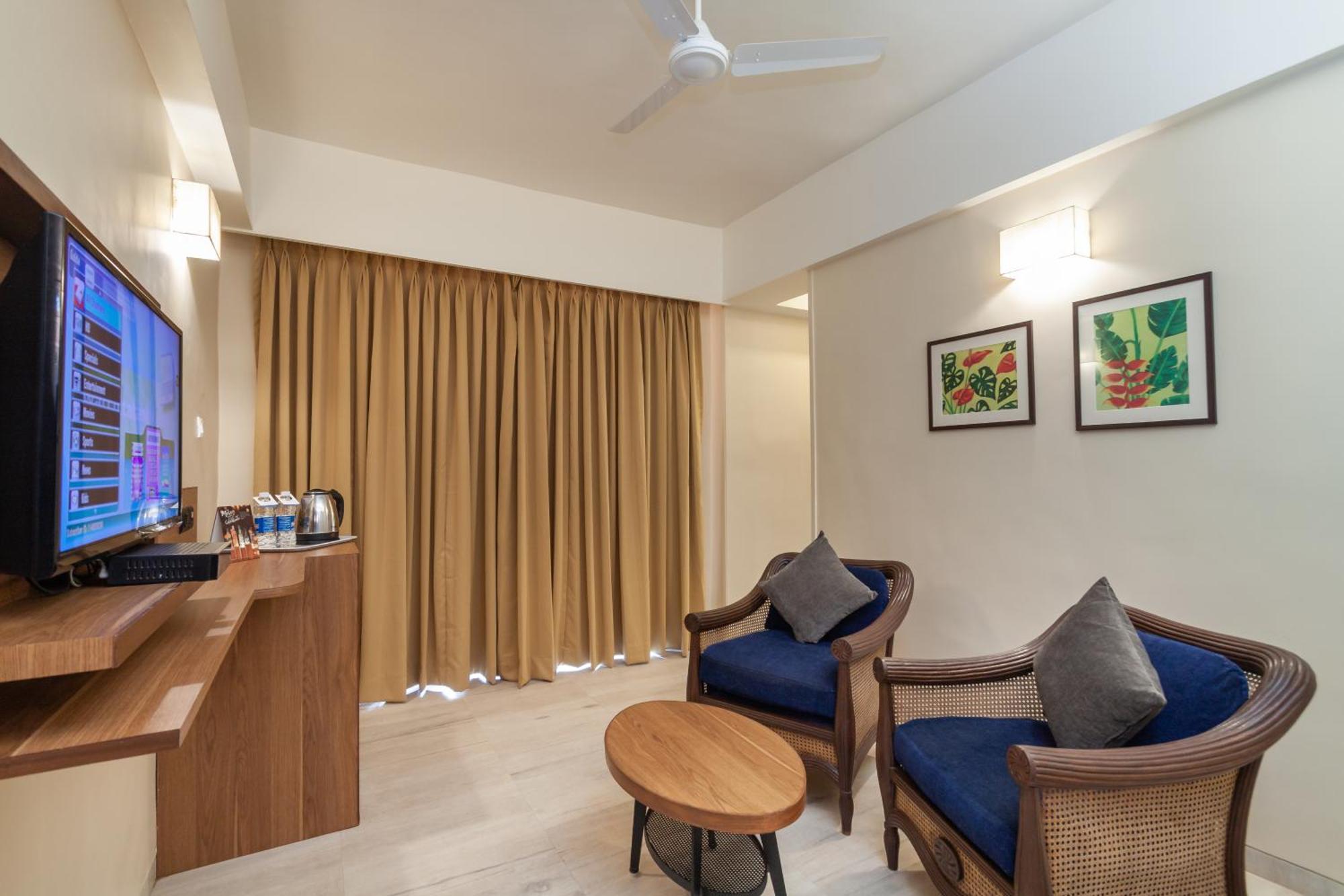 Somy Plaza Calangute Goa - Formerly Somy Resort Екстер'єр фото
